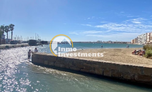 Resale - Apartment - Torrevieja - Beach