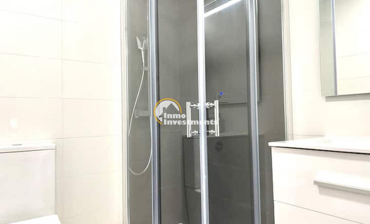 Resale - Apartment - Torrevieja - Beach