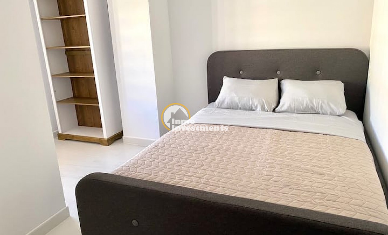 Resale - Apartment - Torrevieja - Beach