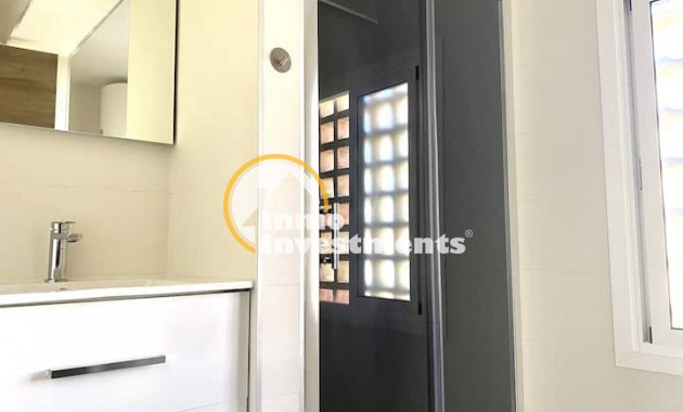 Resale - Apartment - Torrevieja - Beach