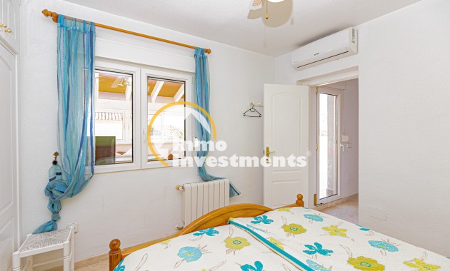 Resale - Villa - Villamartin - El Galan