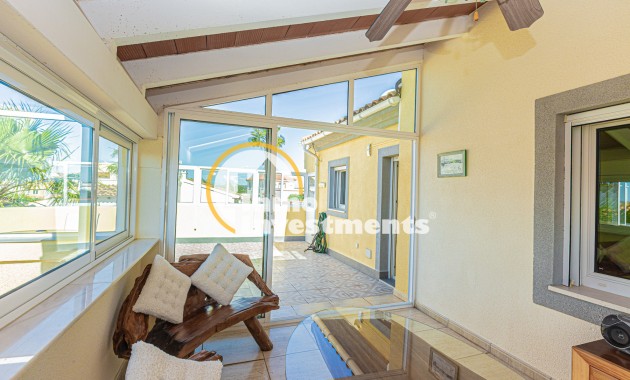 Resale - Villa - Villamartin - El Galan