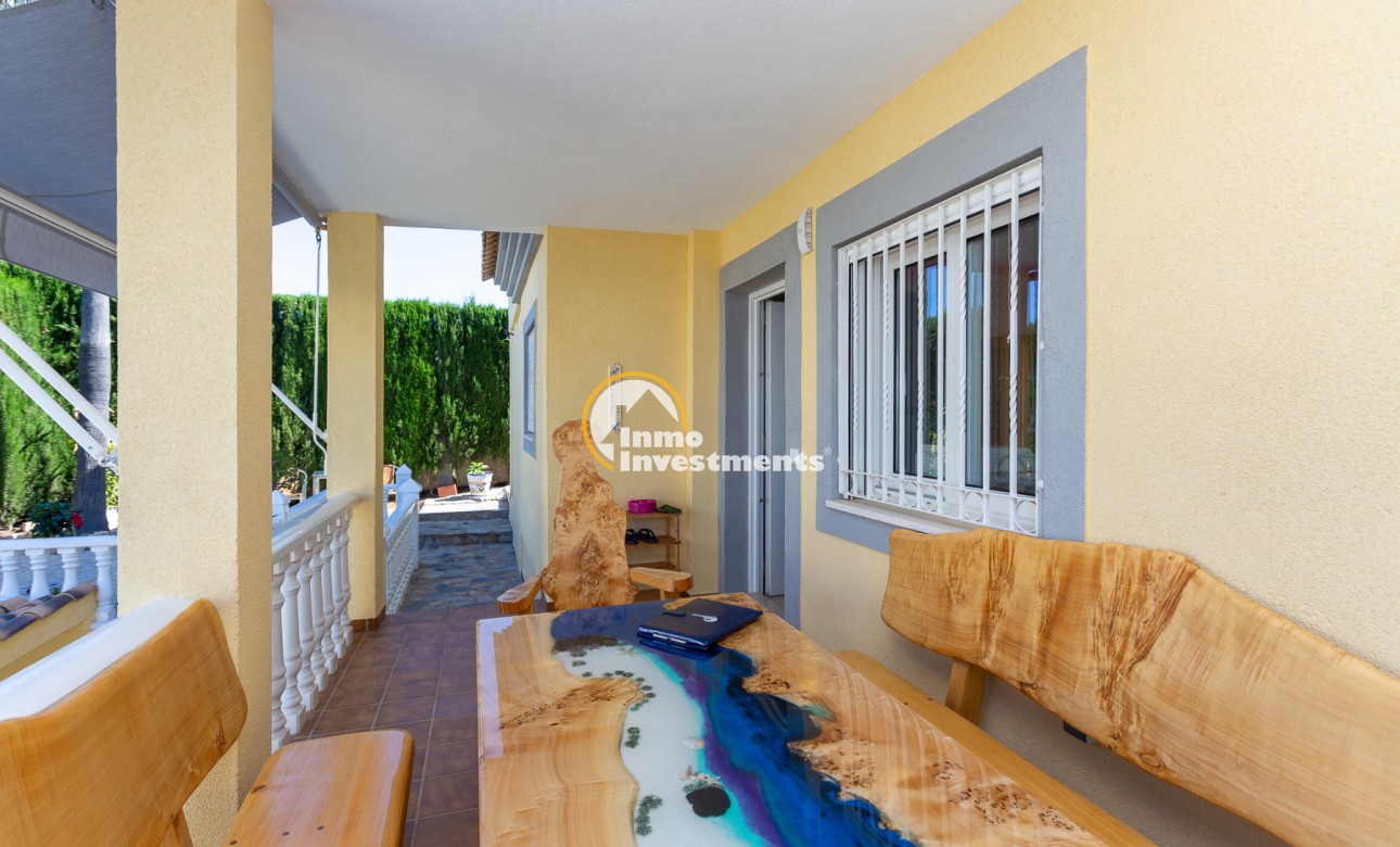 Resale - Villa - Villamartin - El Galan