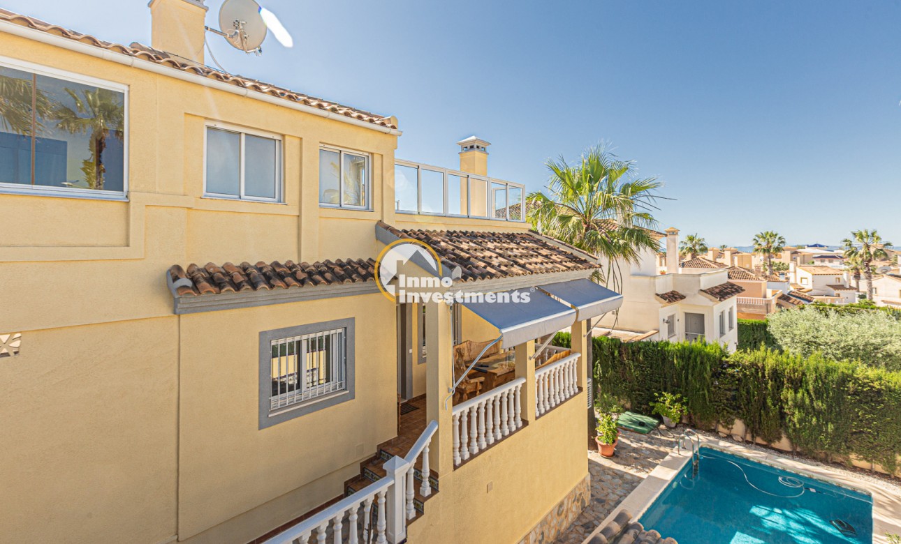 Resale - Villa - Villamartin - El Galan