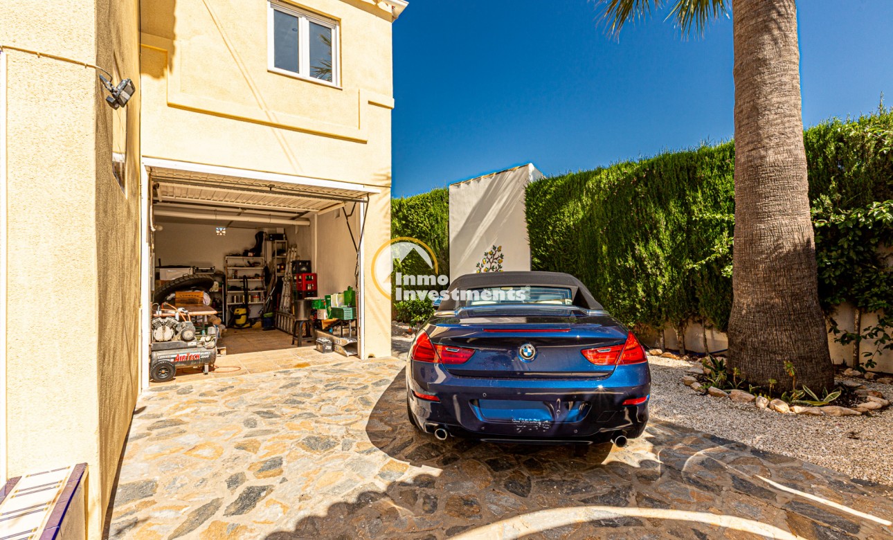 Resale - Villa - Villamartin - El Galan