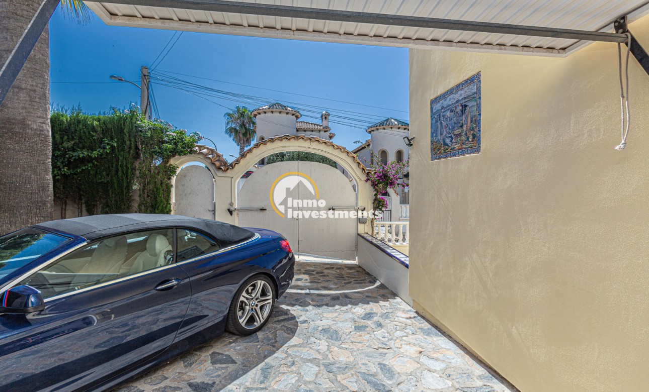 Resale - Villa - Villamartin - El Galan