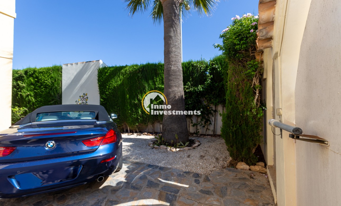 Resale - Villa - Villamartin - El Galan