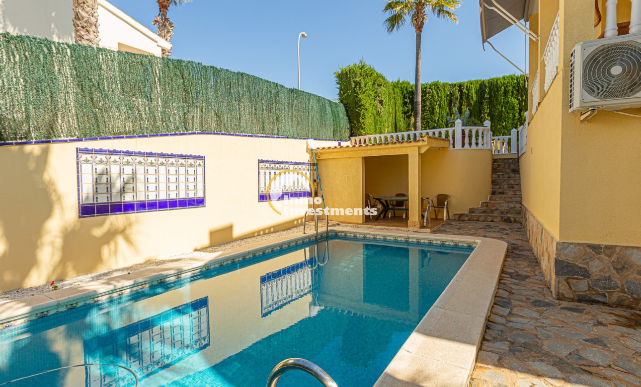 Resale - Villa - Villamartin - El Galan