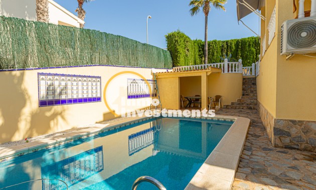 Resale - Villa - Villamartin - El Galan