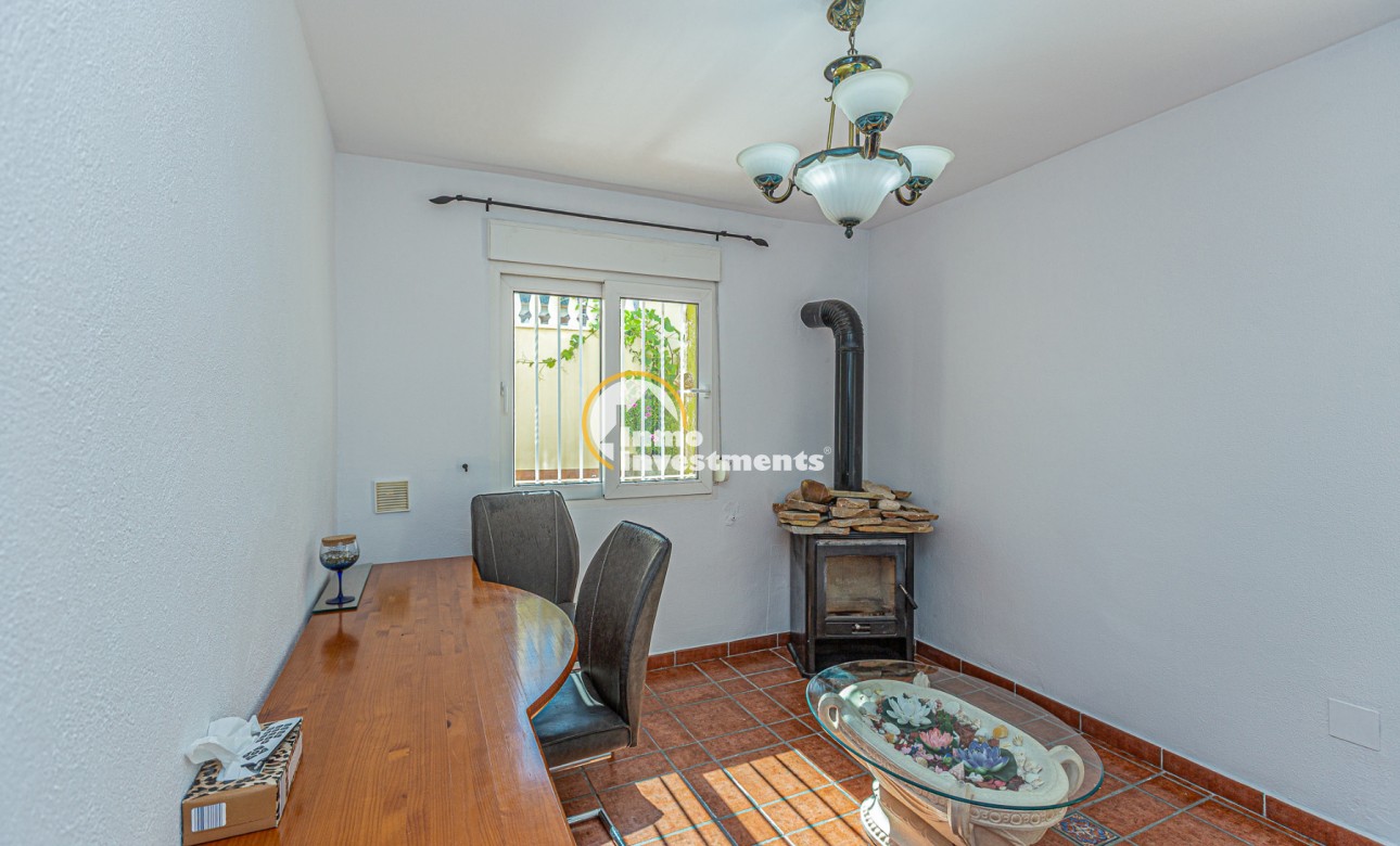 Resale - Villa - Villamartin - El Galan