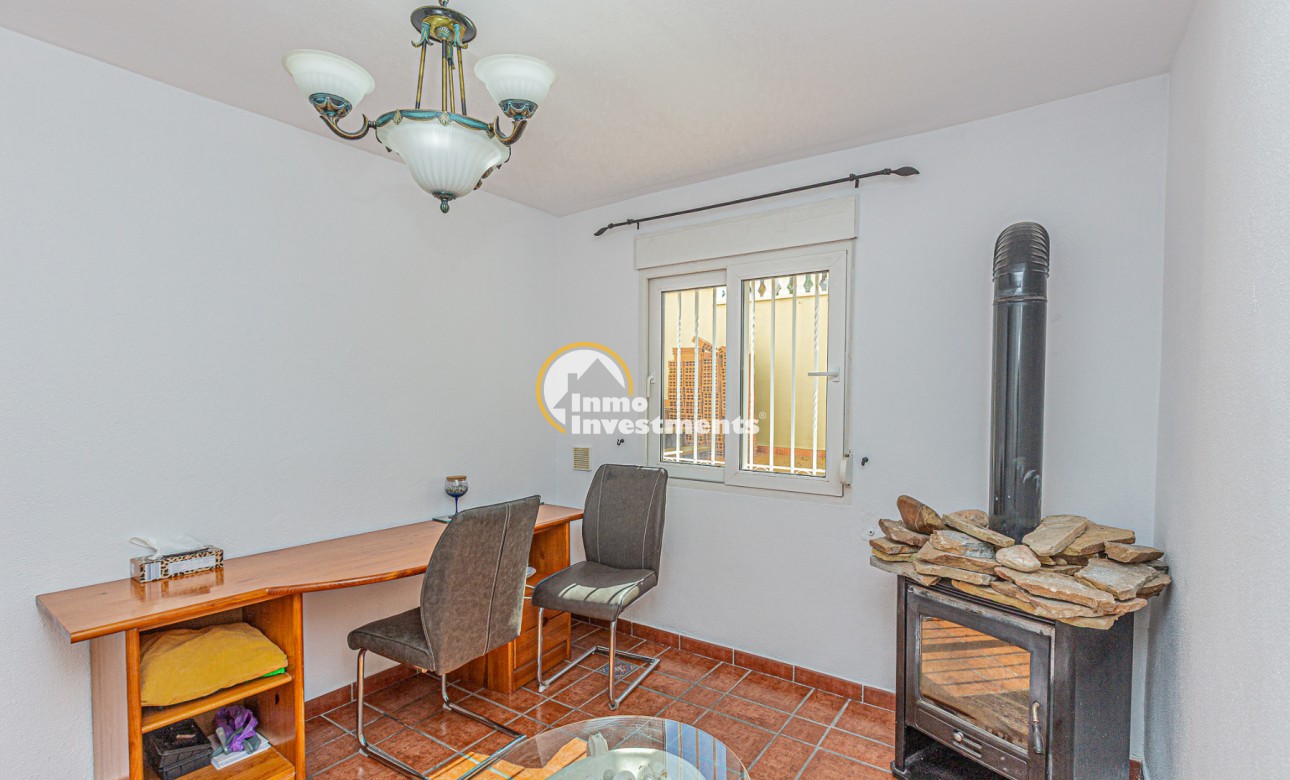 Resale - Villa - Villamartin - El Galan