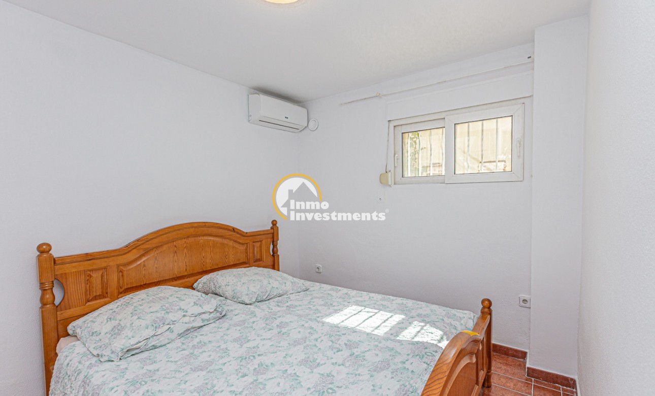 Resale - Villa - Villamartin - El Galan