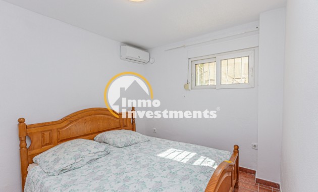 Resale - Villa - Villamartin - El Galan