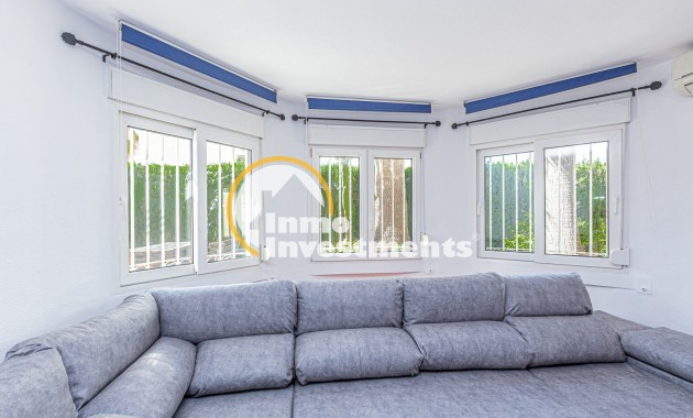 Resale - Villa - Villamartin - El Galan