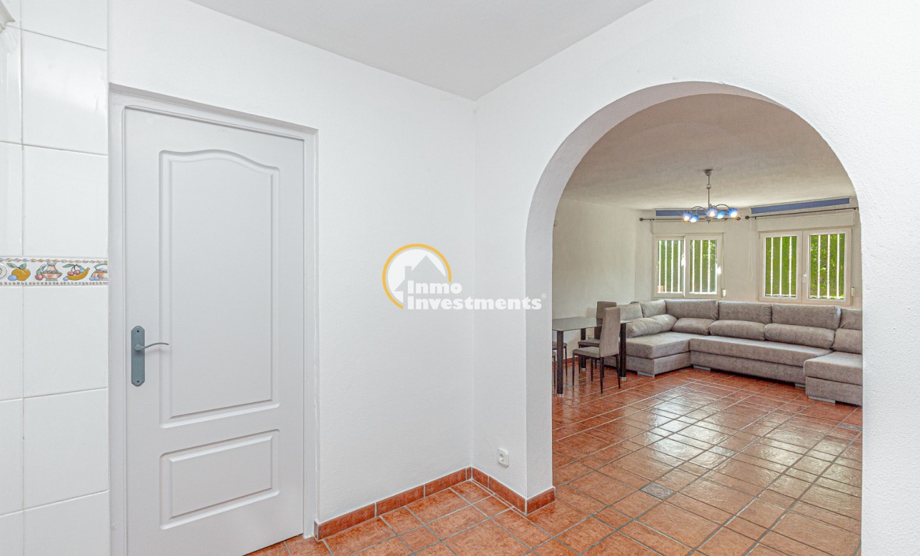 Resale - Villa - Villamartin - El Galan