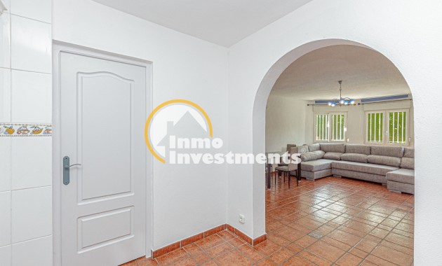 Resale - Villa - Villamartin - El Galan
