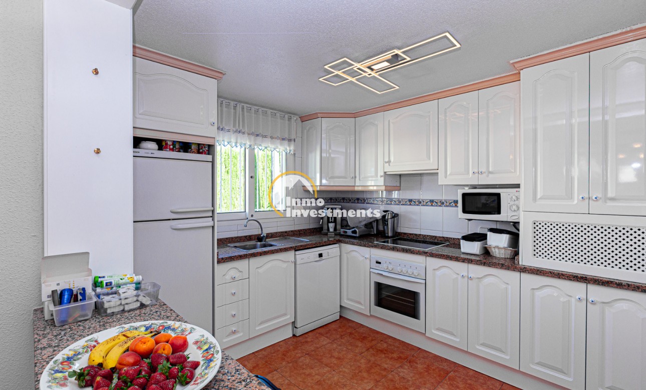 Resale - Villa - Villamartin - El Galan