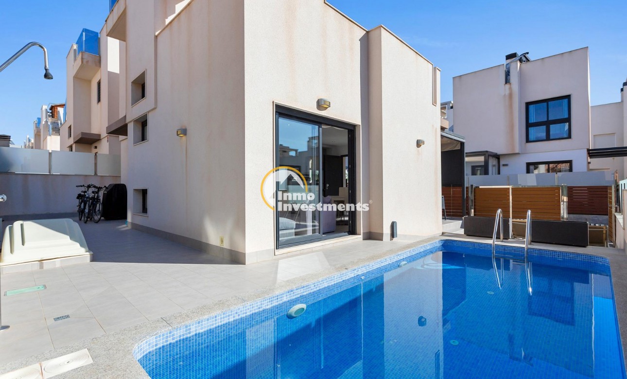 Bestaande bouw - Villa - Torrevieja - Sector 25