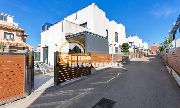 Bestaande bouw - Villa - Torrevieja - Sector 25