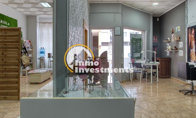 Resale - Commercial - Torrevieja - La Mata