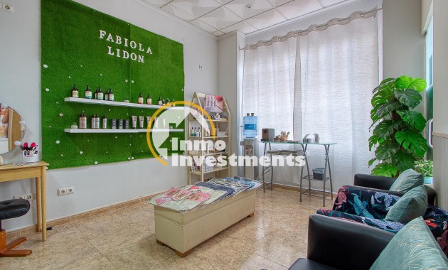Resale - Commercial - Torrevieja - La Mata