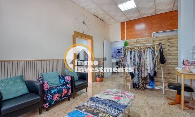 Resale - Commercial - Torrevieja - La Mata