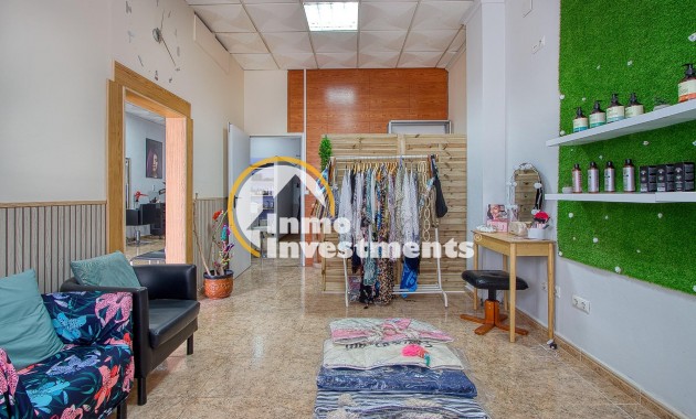 Resale - Commercial - Torrevieja - La Mata