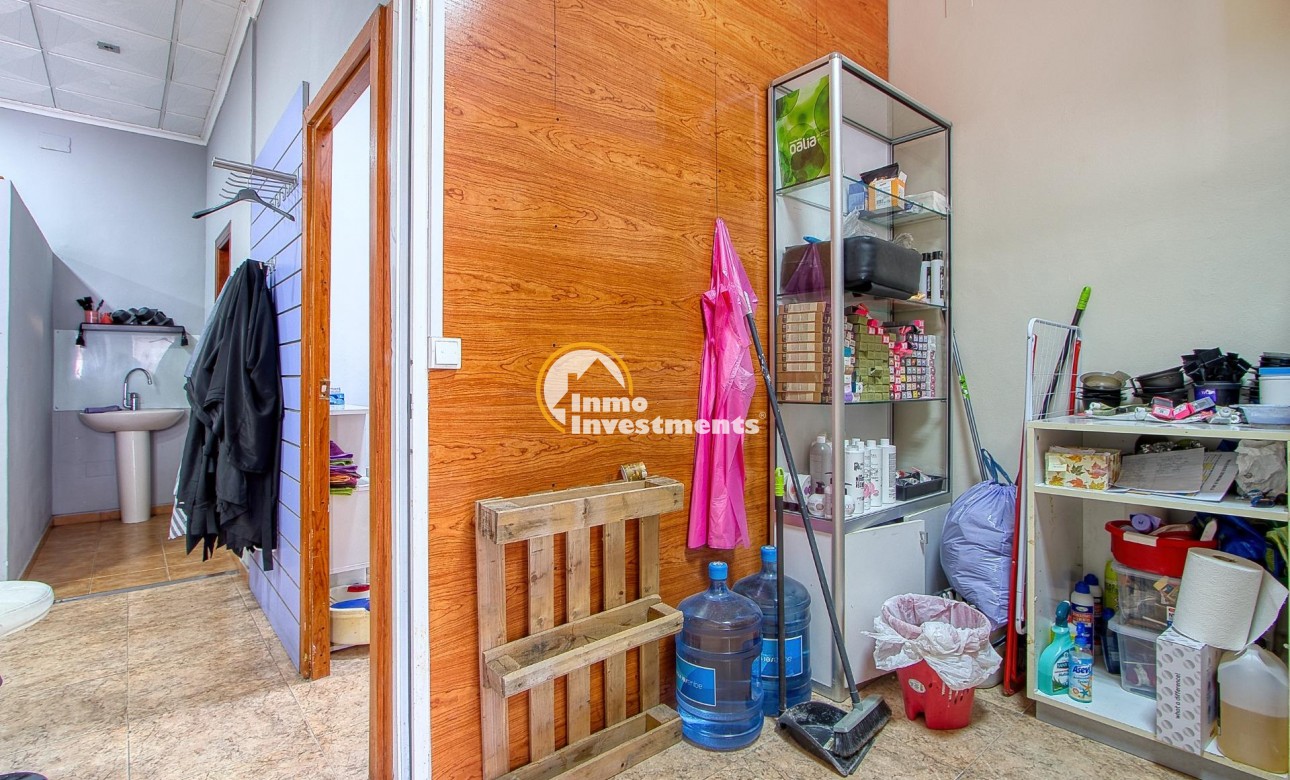 Resale - Commercial - Torrevieja - La Mata