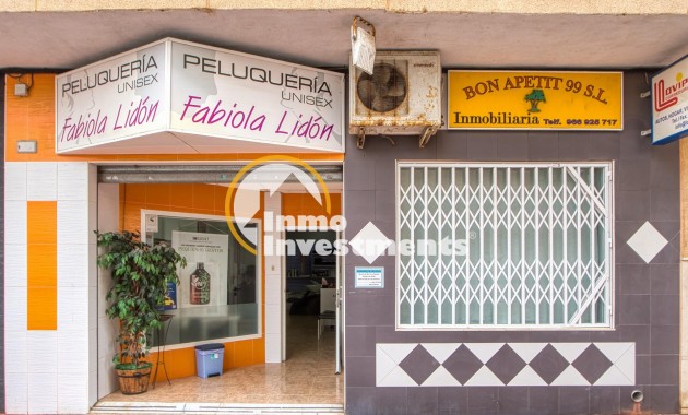 Resale - Commercial - Torrevieja - La Mata