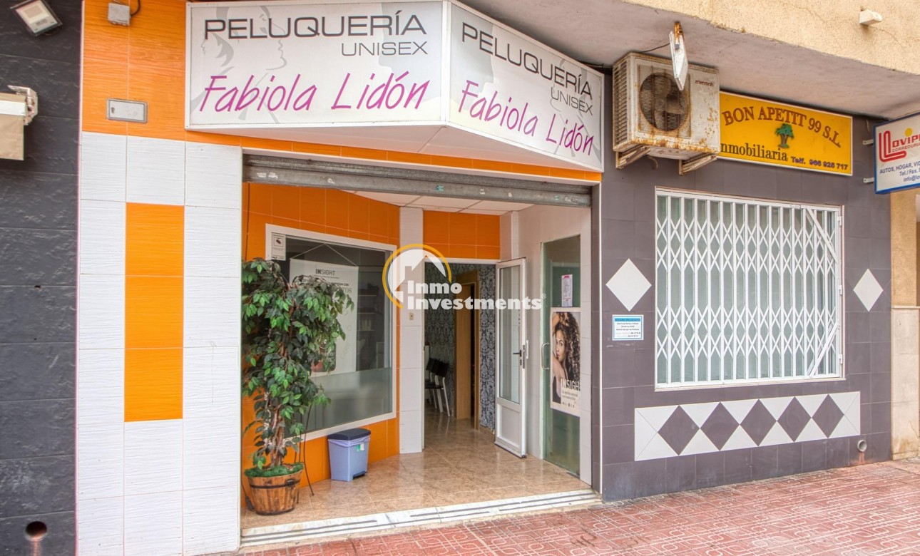 Resale - Commercial - Torrevieja - La Mata