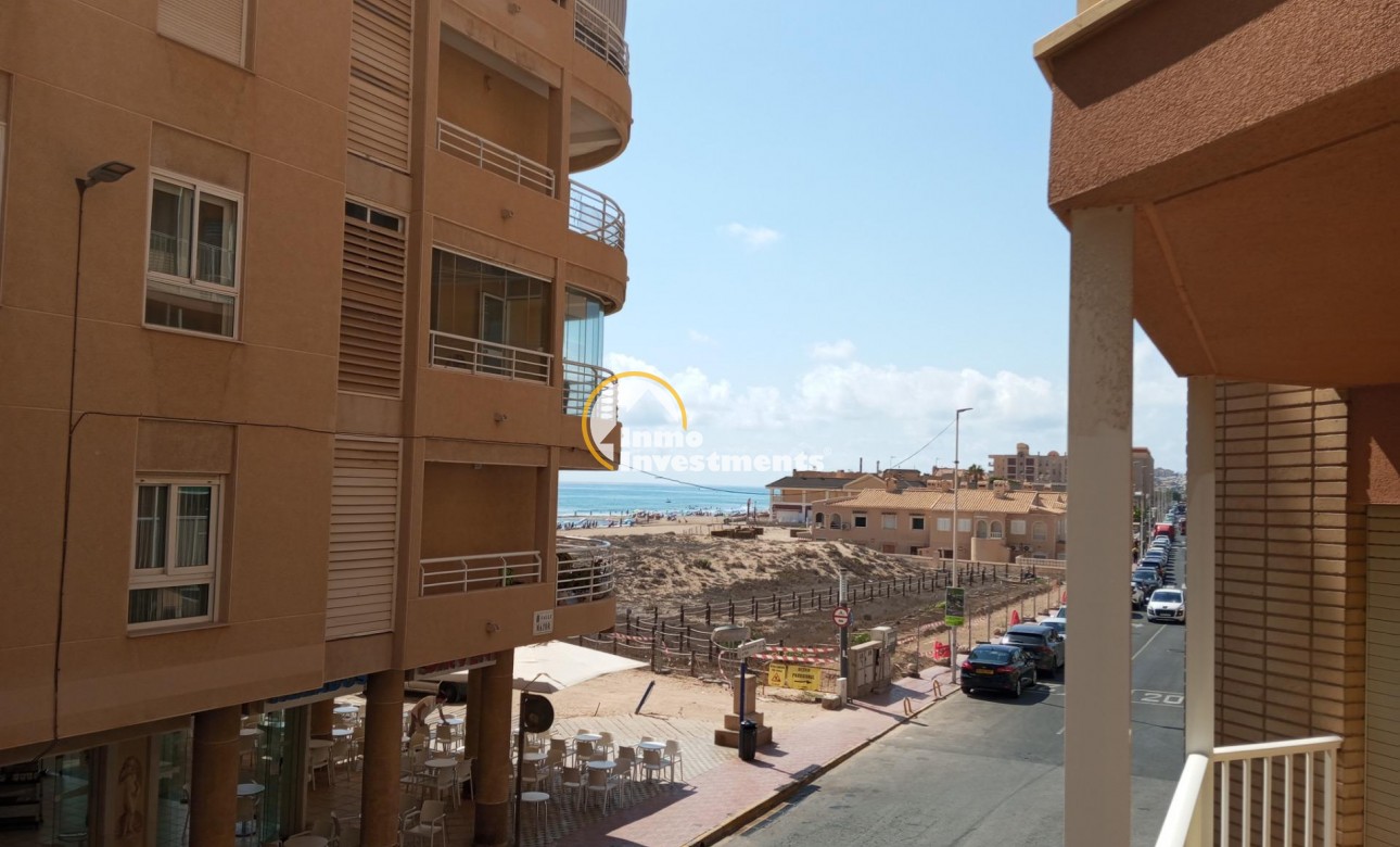 Resale - Apartment - Torrevieja - La Mata