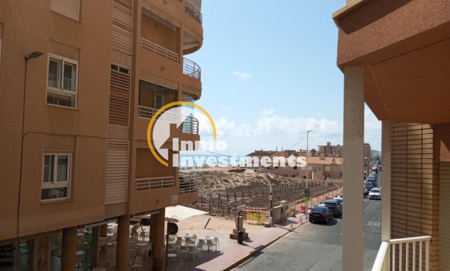 Resale - Apartment - Torrevieja - La Mata