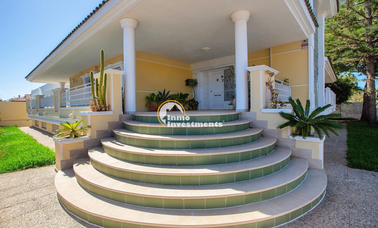 Resale - Villa - Torrevieja - Torreta Florida