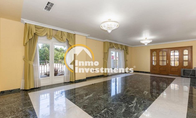 Resale - Villa - Torrevieja - Torreta Florida