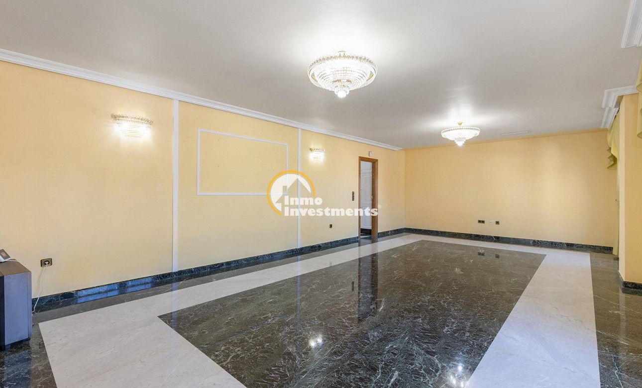 Resale - Villa - Torrevieja - Torreta Florida