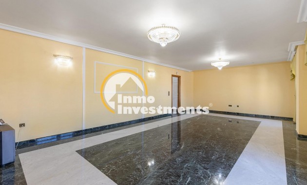 Resale - Villa - Torrevieja - Torreta Florida