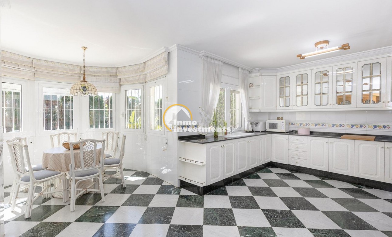 Resale - Villa - Torrevieja - Torreta Florida