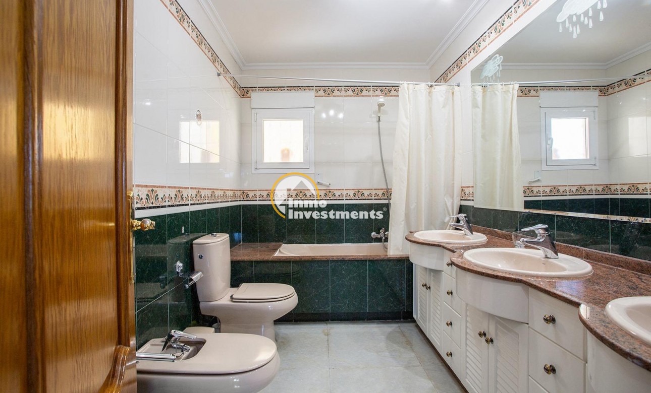 Resale - Villa - Torrevieja - Torreta Florida