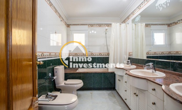 Resale - Villa - Torrevieja - Torreta Florida