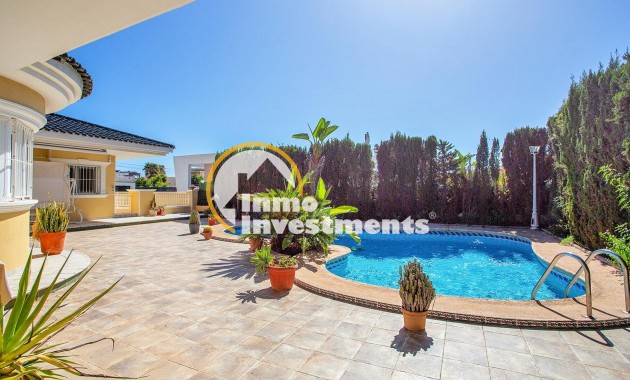 Resale - Villa - Torrevieja - Torreta Florida