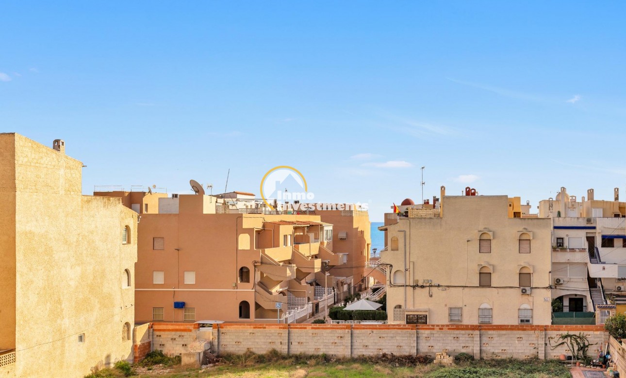 Resale - Apartment - Torrevieja - La Mata