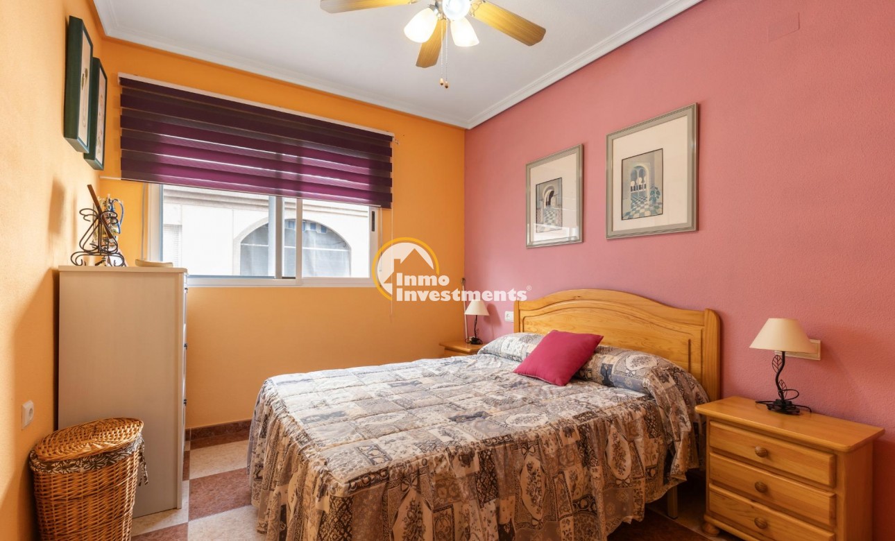 Resale - Apartment - Torrevieja - La Mata