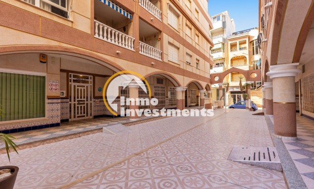 Resale - Apartment - Torrevieja - La Mata