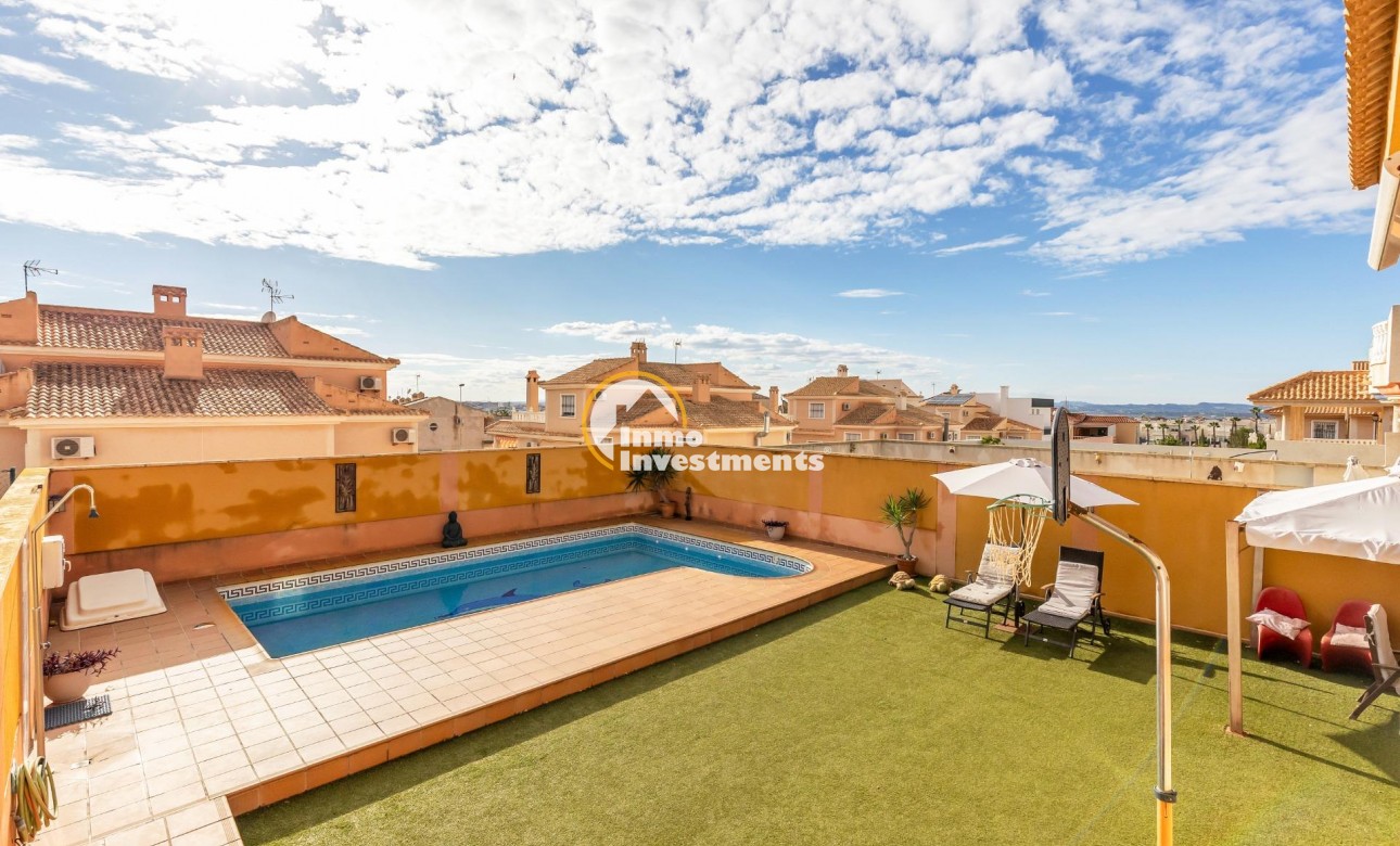 Bestaande bouw - Half vrijstaande villa - Torrevieja - Aguas Nuevas