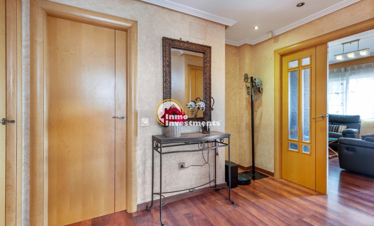 Bestaande bouw - Half vrijstaande villa - Torrevieja - Aguas Nuevas