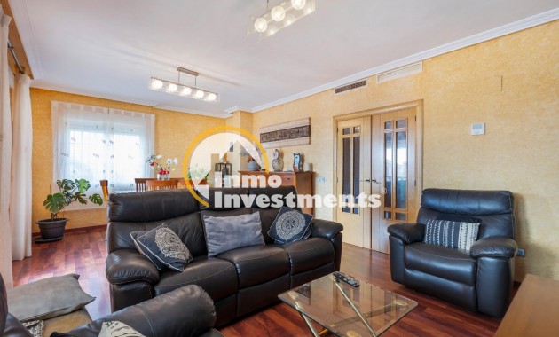 Bestaande bouw - Half vrijstaande villa - Torrevieja - Aguas Nuevas