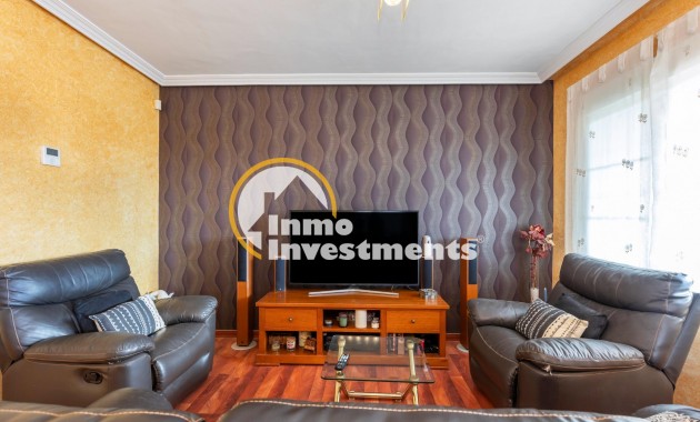 Bestaande bouw - Half vrijstaande villa - Torrevieja - Aguas Nuevas