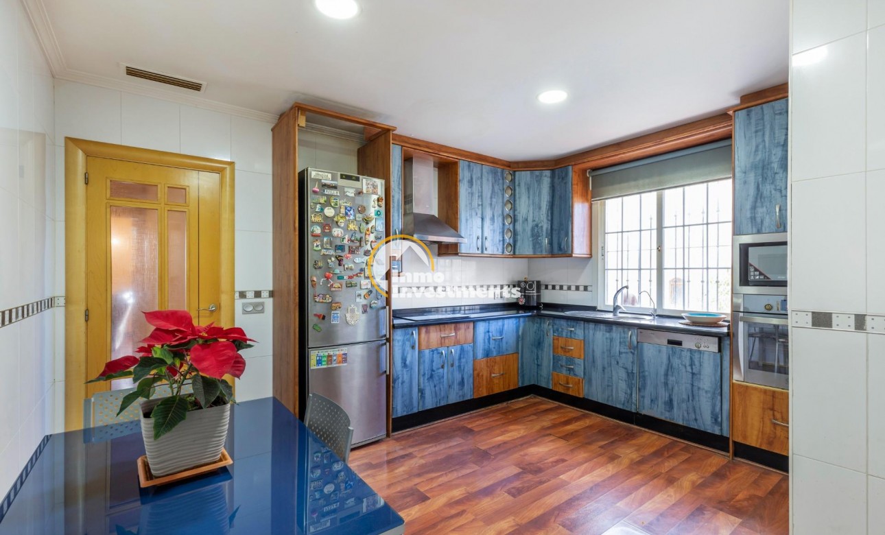 Bestaande bouw - Half vrijstaande villa - Torrevieja - Aguas Nuevas