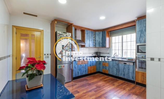 Bestaande bouw - Half vrijstaande villa - Torrevieja - Aguas Nuevas