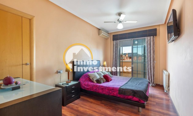 Bestaande bouw - Half vrijstaande villa - Torrevieja - Aguas Nuevas